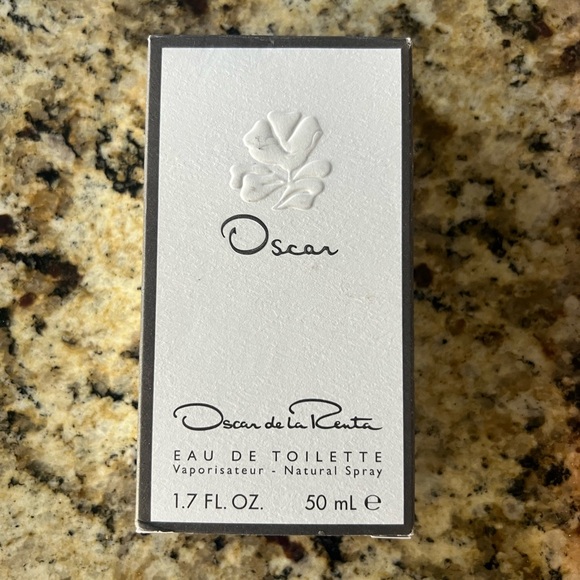 NEW Oscar De La Renta Oscar Oscts17 - Picture 6 of 8